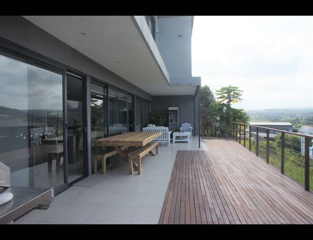3 BEDROOM HOUSE TO LET IN PALM LAKES ESTATE